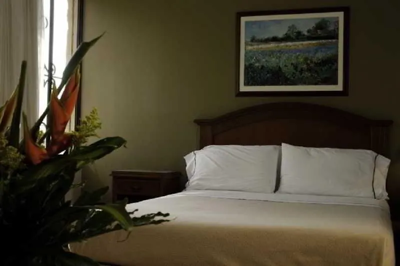 **** Hotel Travelers Apartamentos Y Suites Cali Castellon Colombia